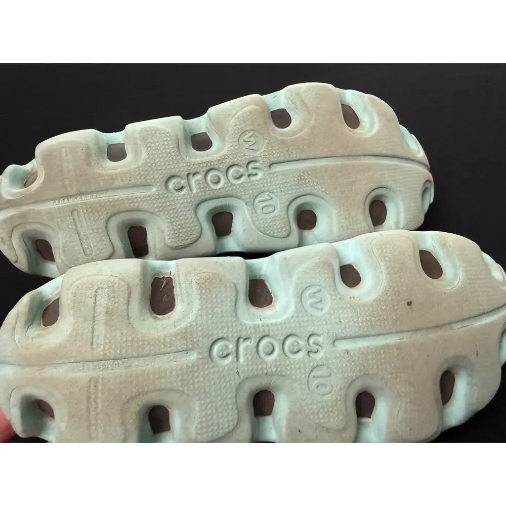 CROCS upper day